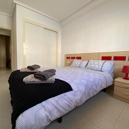 Ferienwohnung La Rosa Torrevieja Exterior foto